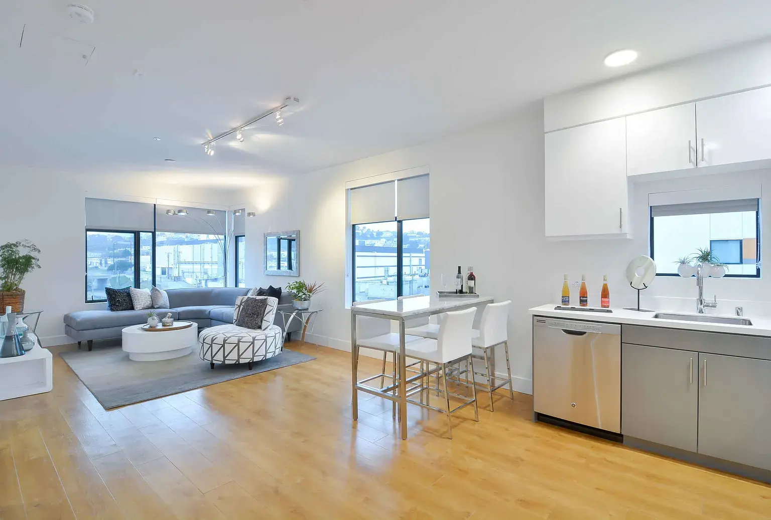 Bayview Apartments with Unique Layouts and Top Amenities