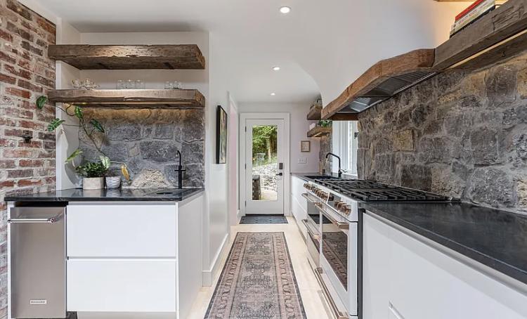 The Tyne Curve Estate: An Artful Revival