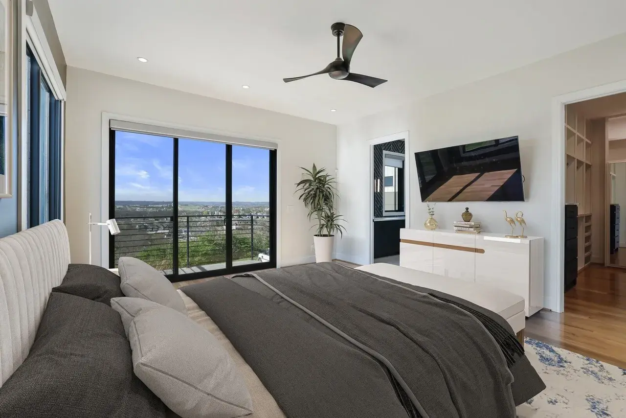 Modern Hill Circle Retreat with Rooftop Terrace & Elevator