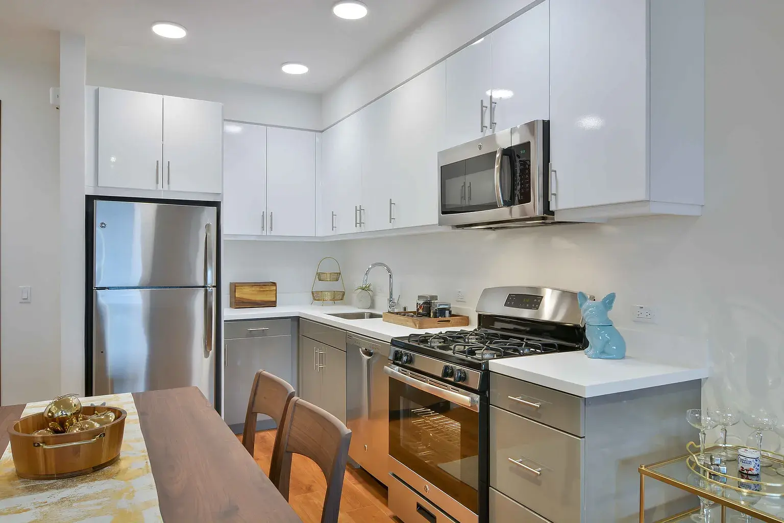 Bayview Apartments with Unique Layouts and Top Amenities