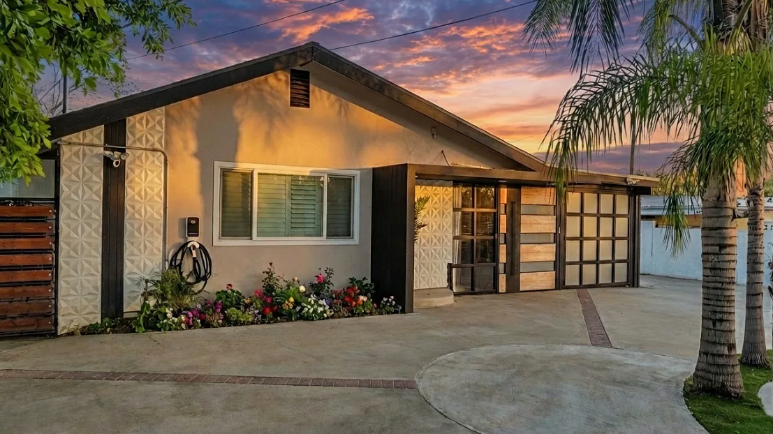 Stylish 4+3 Home with Upgrades in Sylmar, LA
